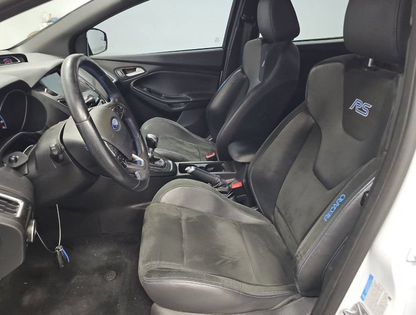 Used 2017 Ford Focus RS AWD/4WD image 2