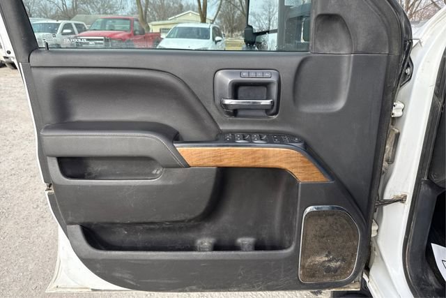 Used 2018 Chevrolet Silverado 2500 LTZ image 19