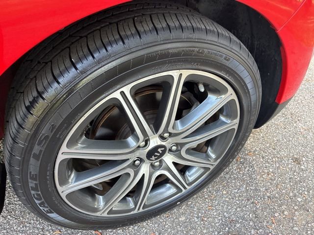 Used 2018 Kia Soul ! FWD image 16