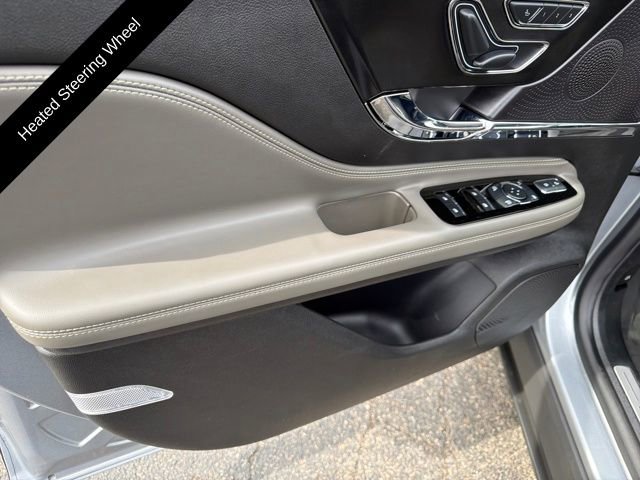 Used 2024 Lincoln Corsair AWD w/ Equipment Group 101A image 15