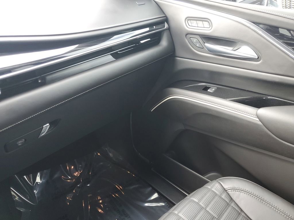 Certified 2024 Cadillac Escalade V w/ LPO, ONYX Package image 19