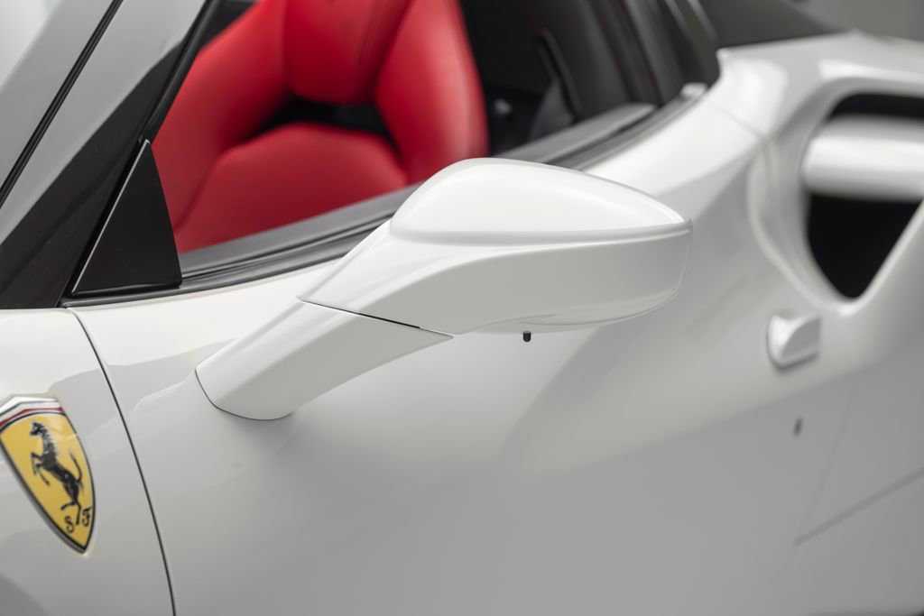 Used 2018 Ferrari 488 Spider Base image 38