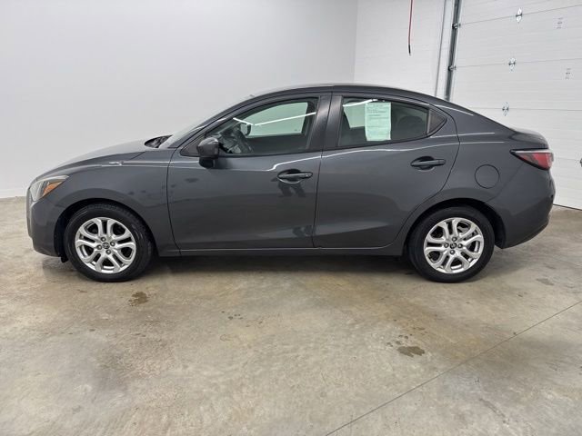 Used 2018 Toyota Yaris iA FWD image 8