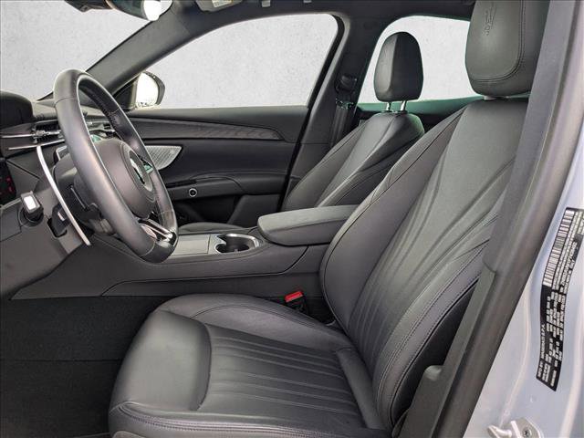 Used 2023 Maserati Grecale Modena image 12