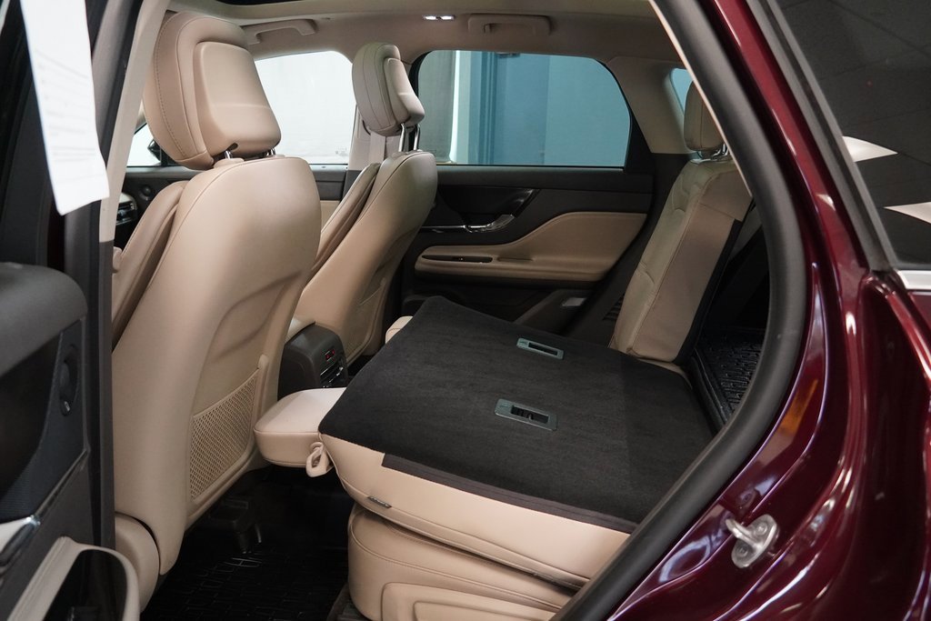 Used 2020 Lincoln Corsair Reserve w/ Elements Package image 21