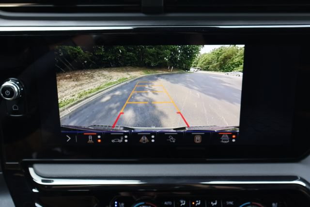 New 2026 GMC Sierra 2500 AT4 w/ LPO, Black Badging Package AWD/4WD image 12