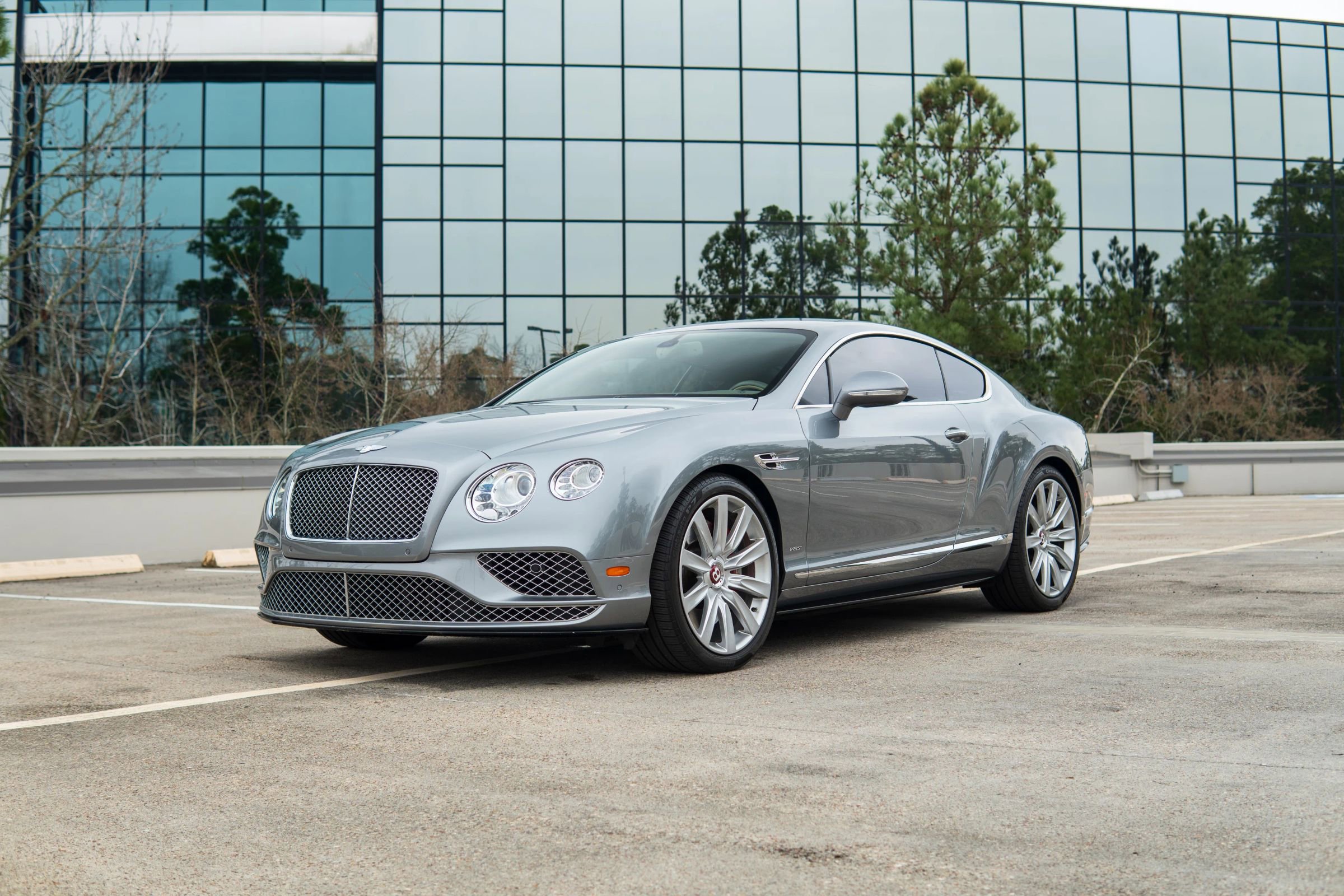 Used 2017 Bentley Continental GT V8 S image 3