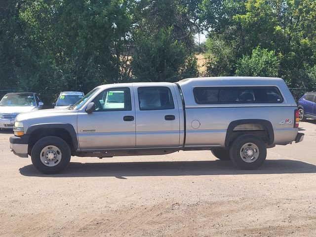 Used 2002 Chevrolet Silverado 2500 4x4 Crew Cab w/ Off-Road Skid Plate Pkg image 2