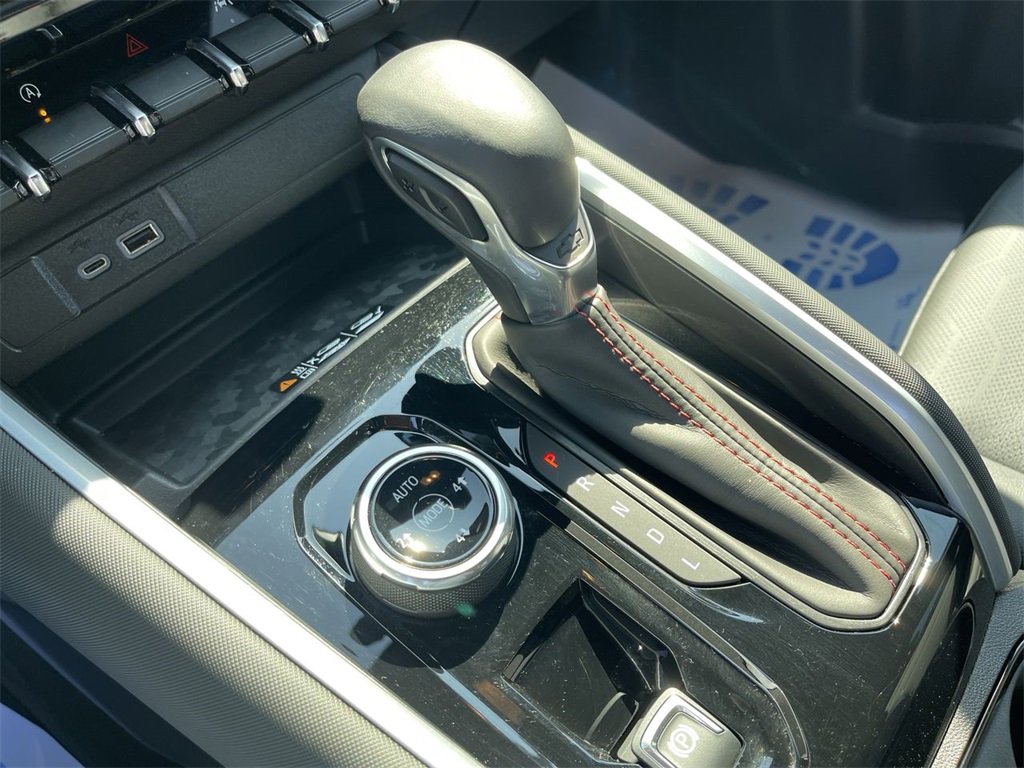 New 2025 Chevrolet Colorado Z71 w/ Technology Package image 19