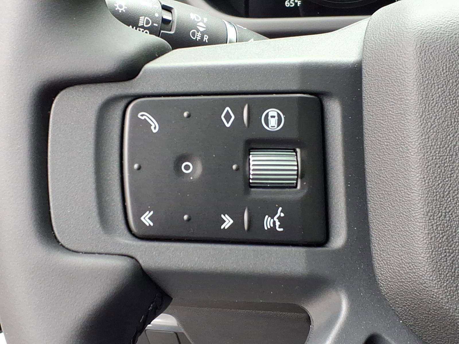 New 2026 Land Rover Defender 110 X-Dynamic SE AWD/4WD image 16