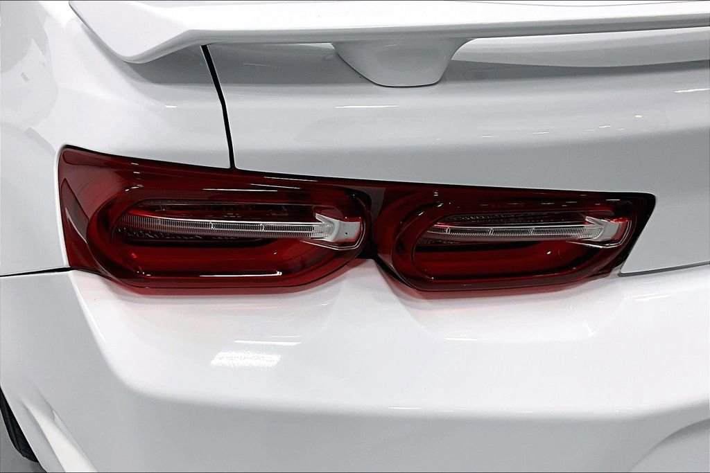 Used 2022 Chevrolet Camaro LT RWD image 26