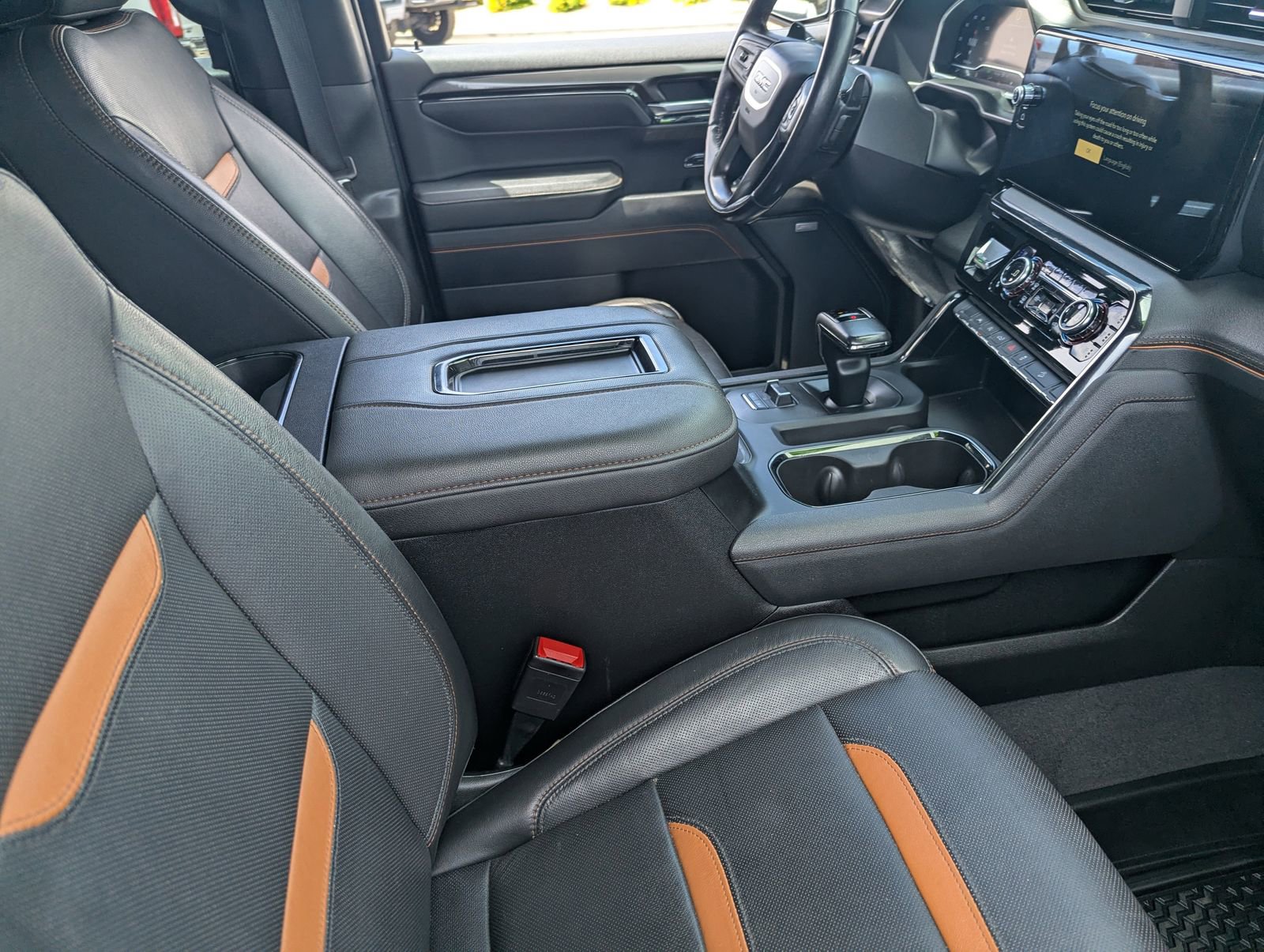 Used 2022 GMC Sierra 1500 AT4 AWD/4WD image 11