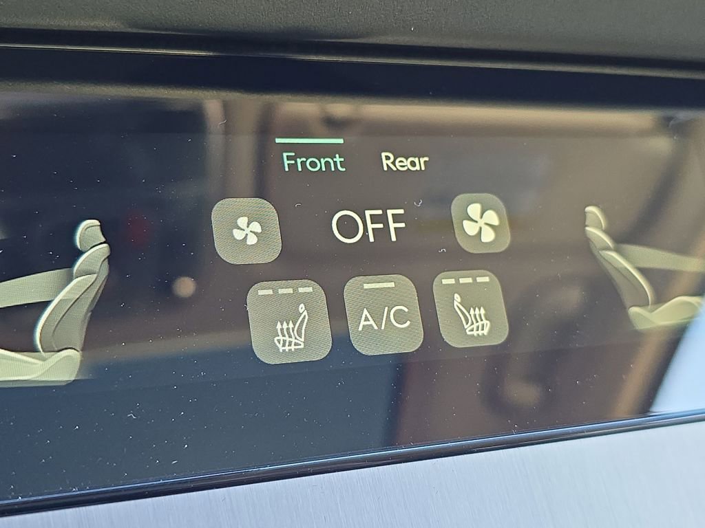 New 2026 Genesis GV70 2.5T Select image 19