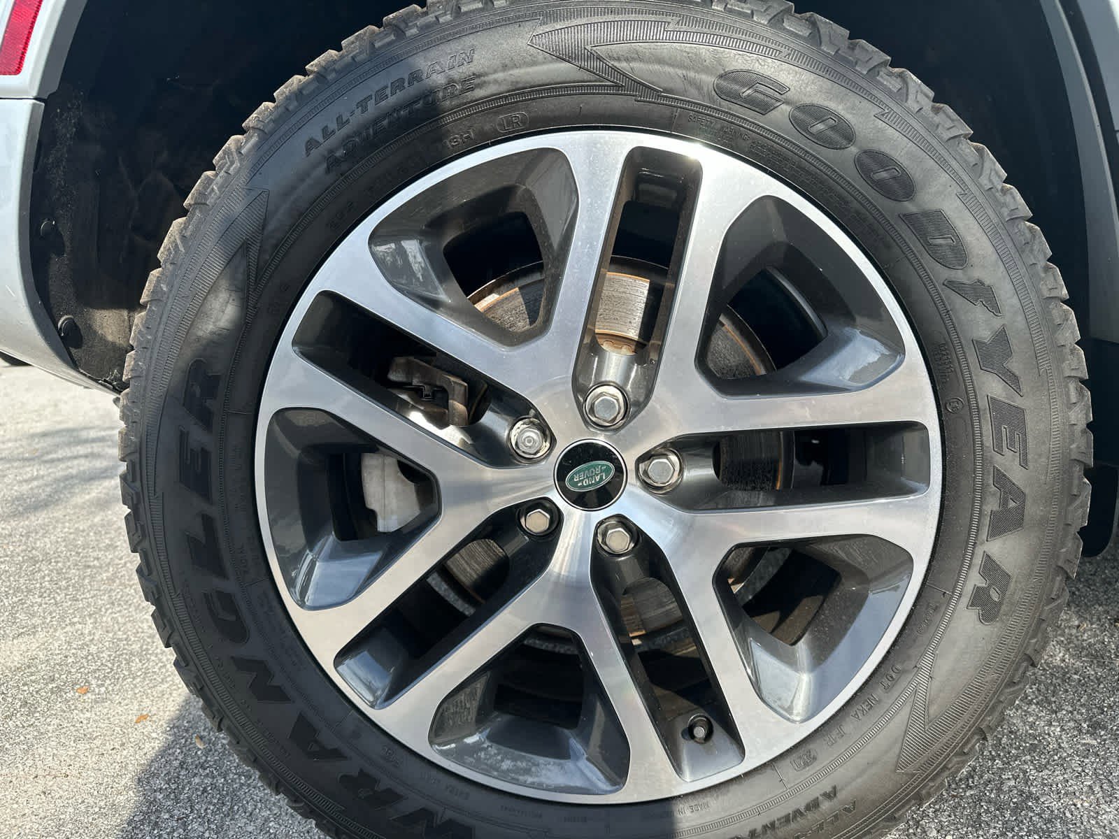 Used 2022 Land Rover Defender 110 XS Edition image 16