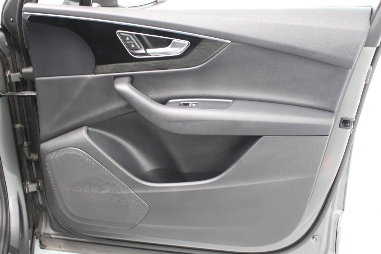 Used 2017 Audi Q7 3.0T Premium Plus image 50