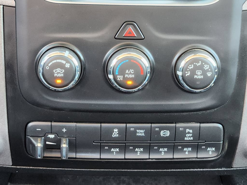 Used 2018 RAM 2500 Tradesman w/ Chrome Appearance Group AWD/4WD image 21