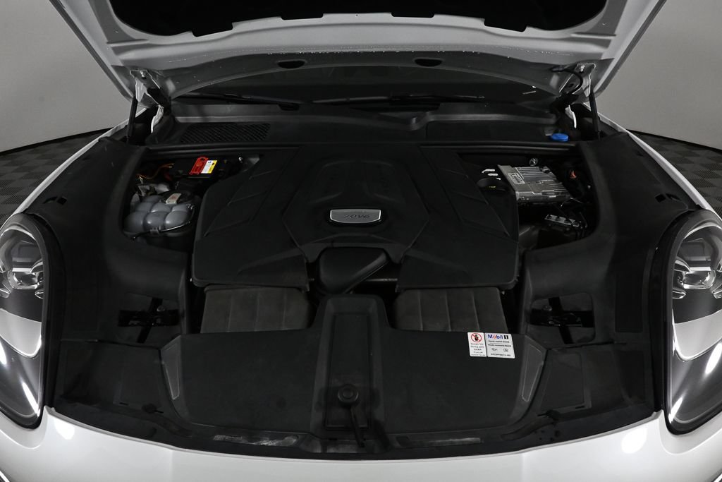 Used 2020 Porsche Cayenne AWD/4WD image 31