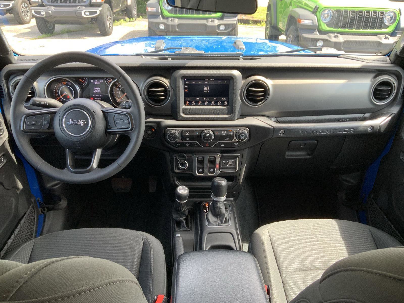 Used 2023 Jeep Wrangler Sport AWD/4WD image 46