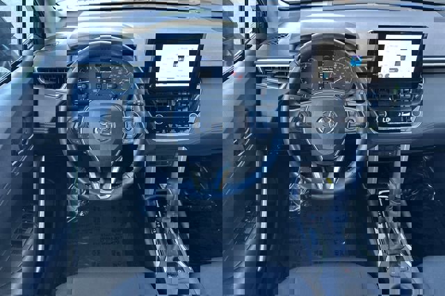 Certified 2023 Toyota Corolla Cross LE w/ Moonroof Package image 18