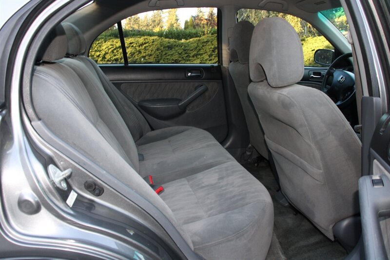 Used 2004 Honda Accord LX image 6