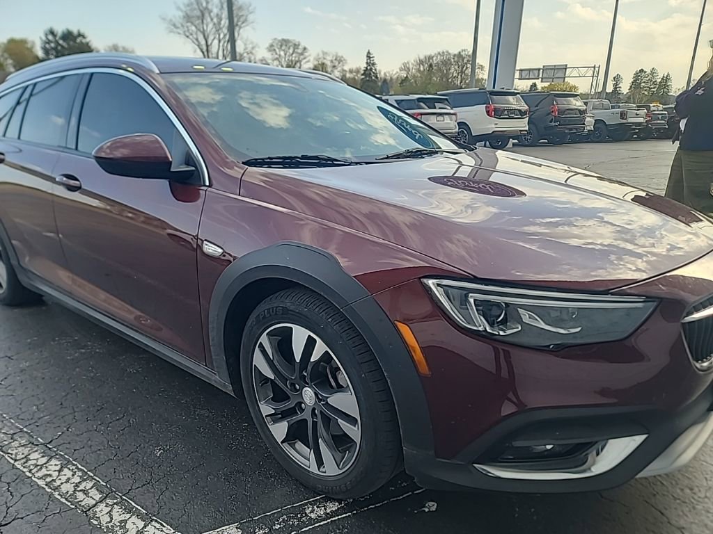 Used 2018 Buick Regal Preferred w/ Sights and Sounds Package