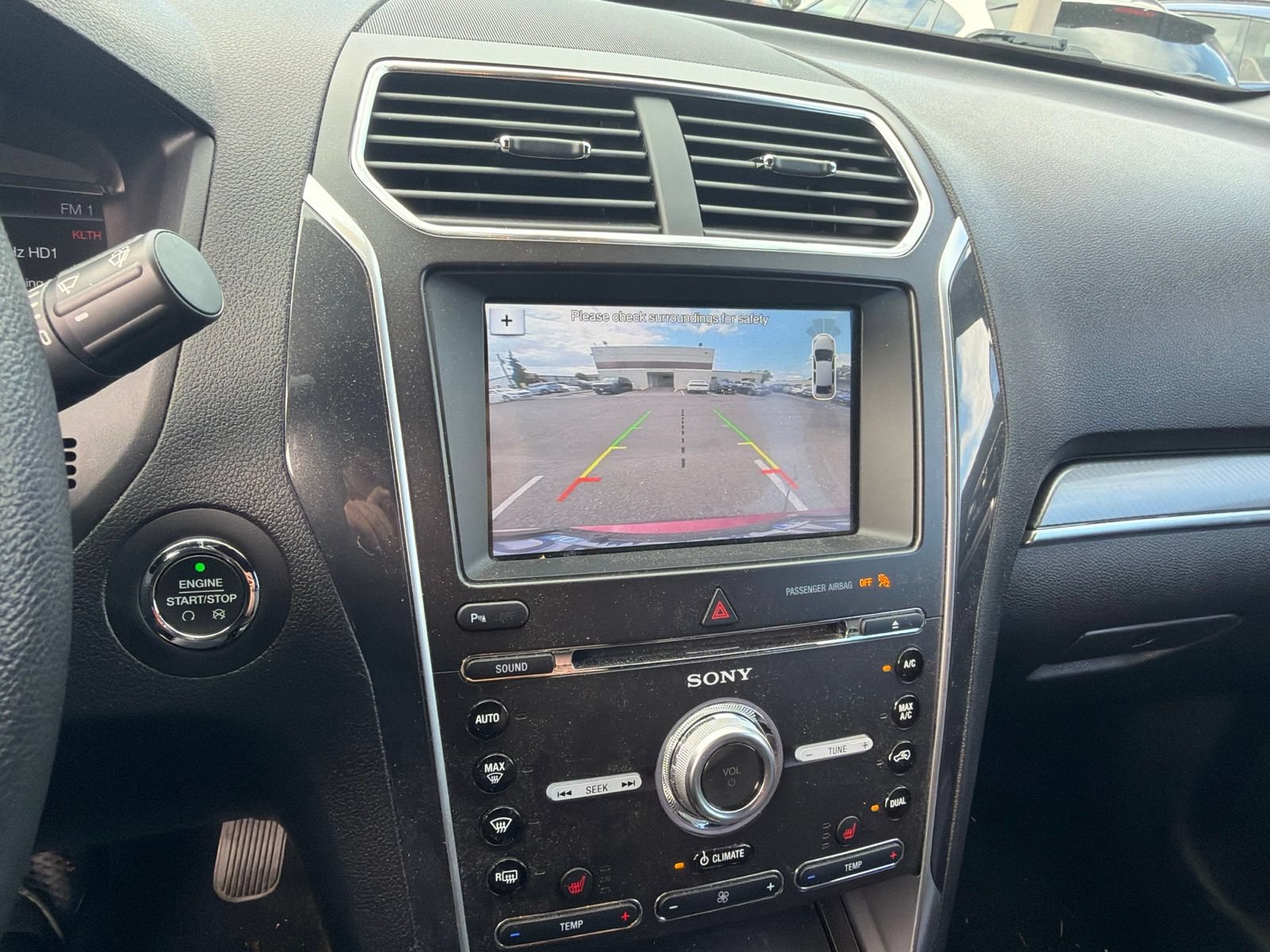 Used 2017 Ford Explorer Sport AWD/4WD image 9