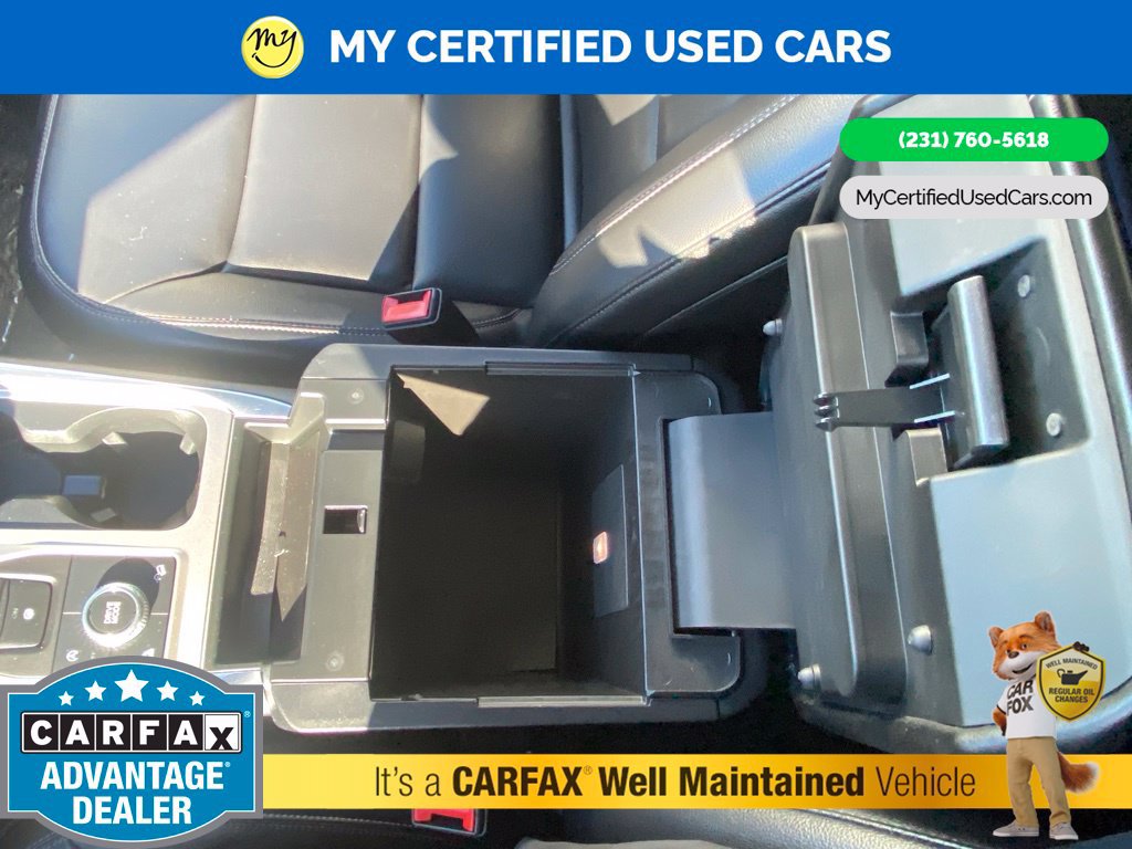 Used 2020 Ford Explorer XLT w/ Equipment Group 202A AWD/4WD image 44