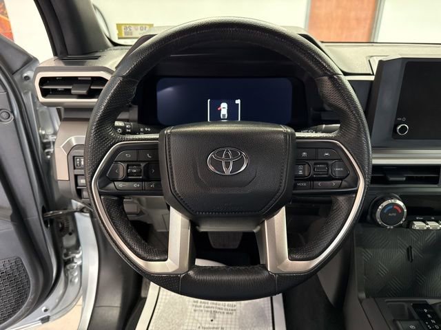 Used 2024 Toyota Tacoma TRD Off-Road image 26