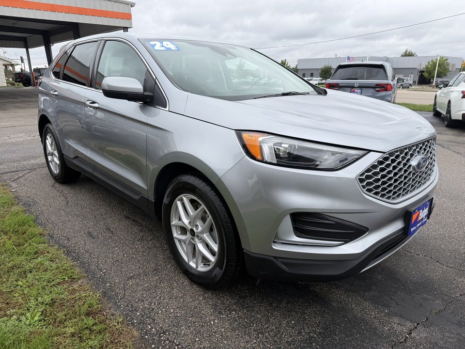 Used 2024 Ford Edge SEL w/ Cargo Accessory Package AWD/4WD image 7