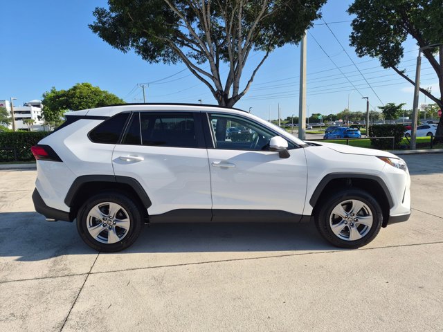 Certified 2023 Toyota RAV4 XLE w/ Convenience Package FWD image 4