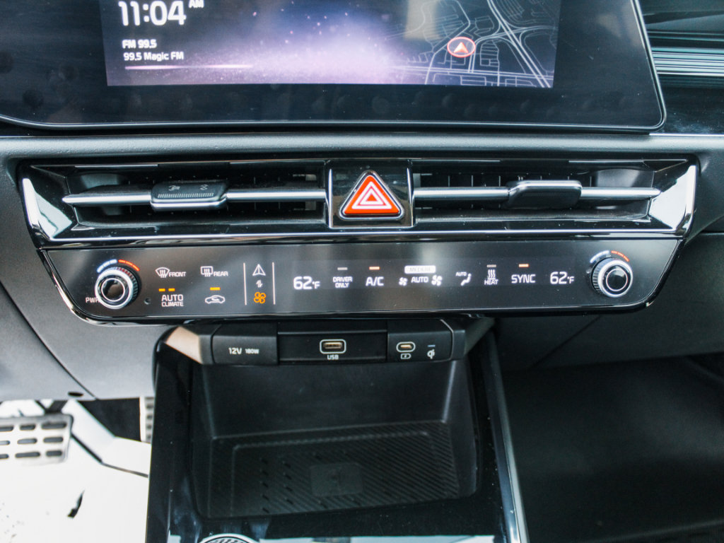 Used 2023 Kia Niro Wave FWD image 18