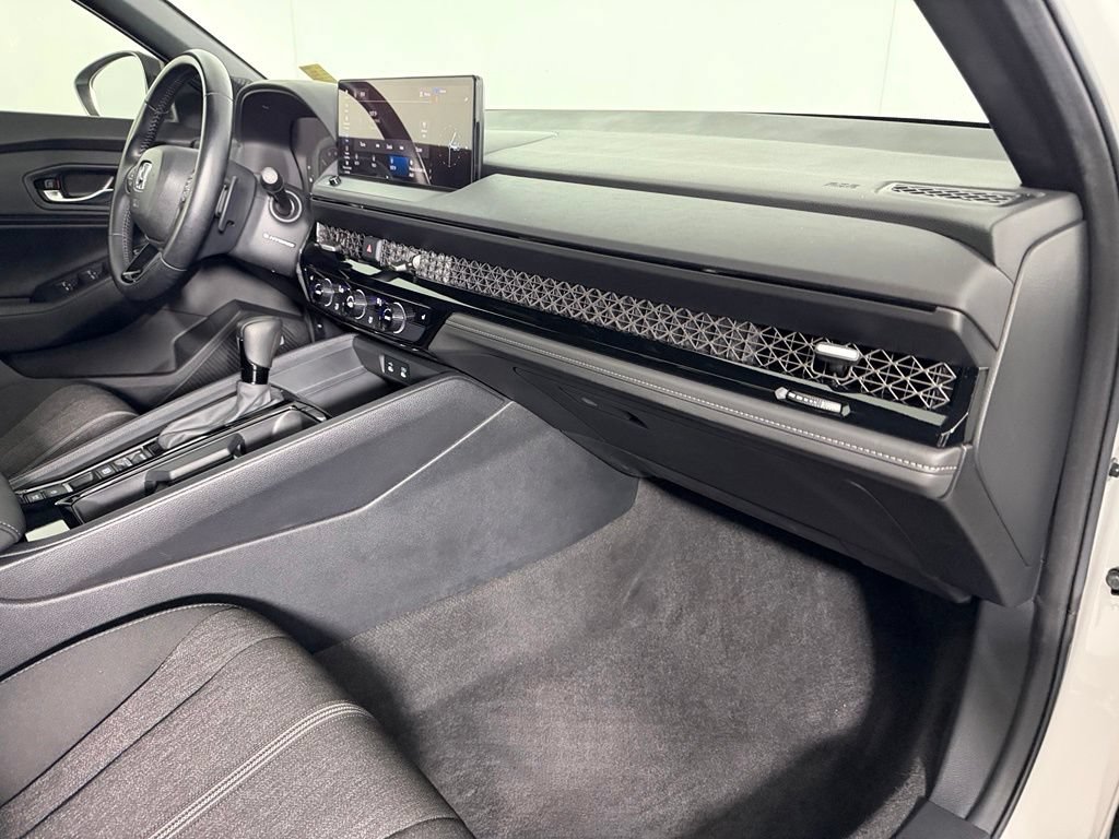 Used 2025 Honda Accord Sport image 14