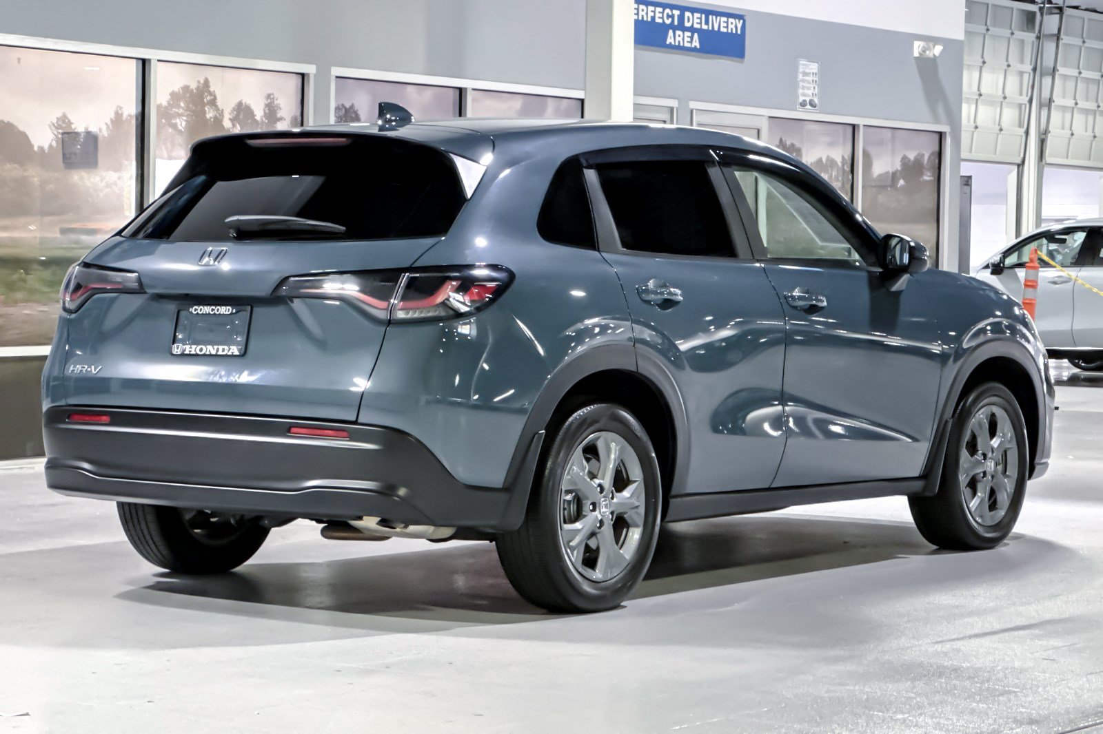 Used 2026 Honda HR-V LX image 9