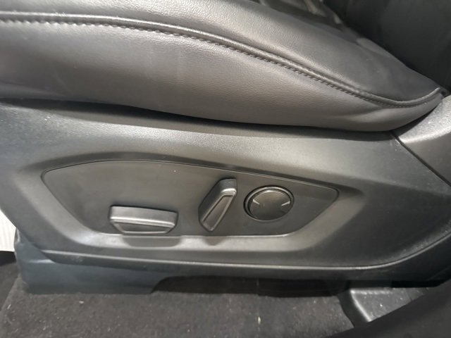 Used 2023 Ford Explorer XLT w/ Equipment Group 202A image 22