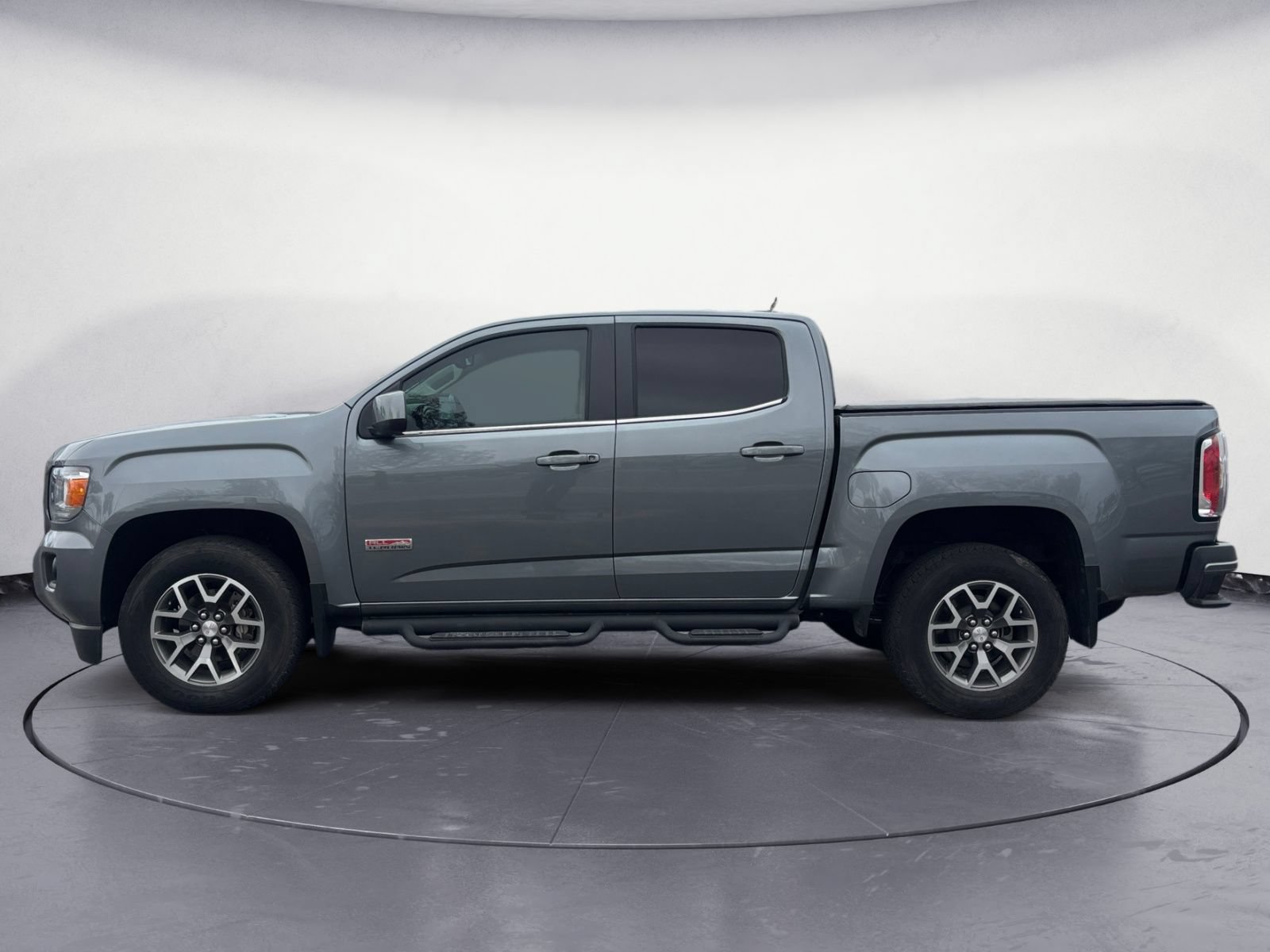 Used 2020 GMC Canyon All Terrain w/ Trailering Package AWD/4WD image 3