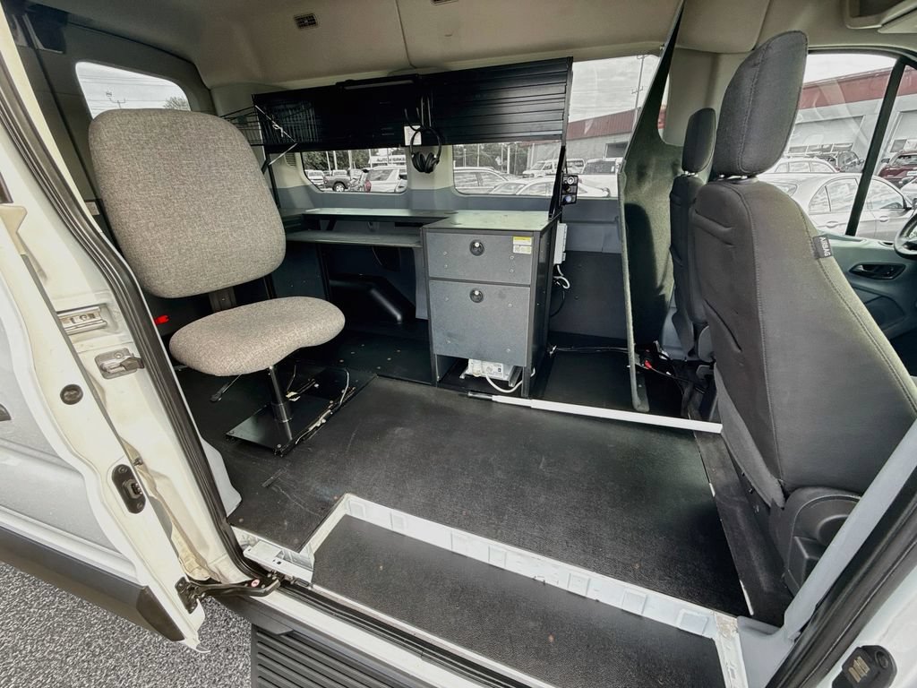 Used 2019 Ford Transit 150 XLT RWD image 26
