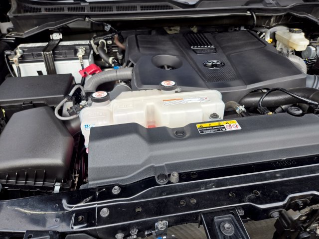 Used 2023 Toyota Tundra SR5 w/ SR5 Premium Package AWD/4WD image 22