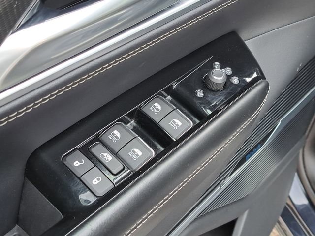 Used 2024 Jeep Grand Wagoneer L Series II w/ Quick Order Packagew 28T image 23