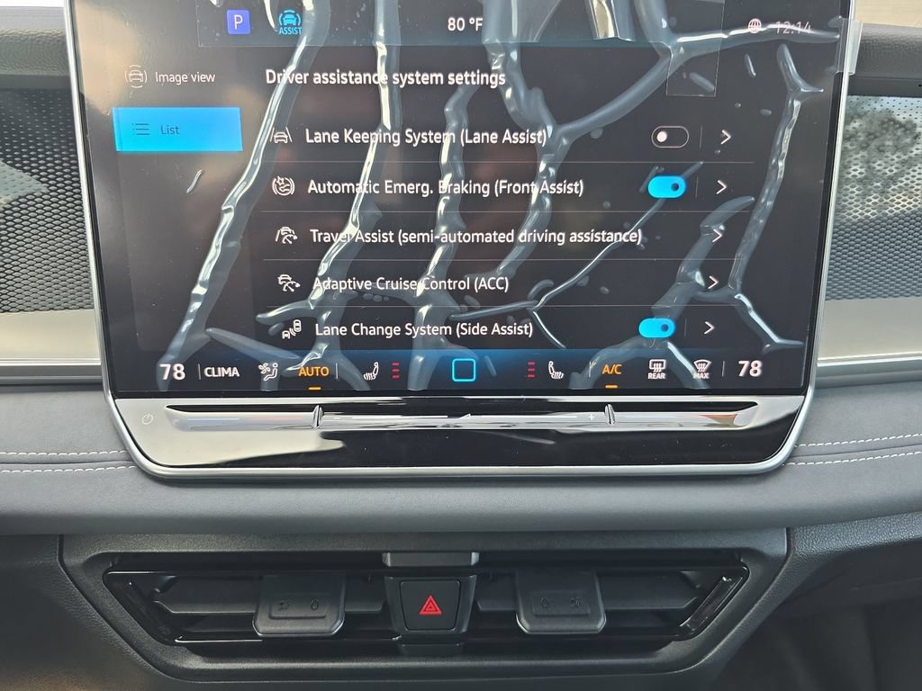 New 2026 Volkswagen Tiguan SE R-Line FWD image 17