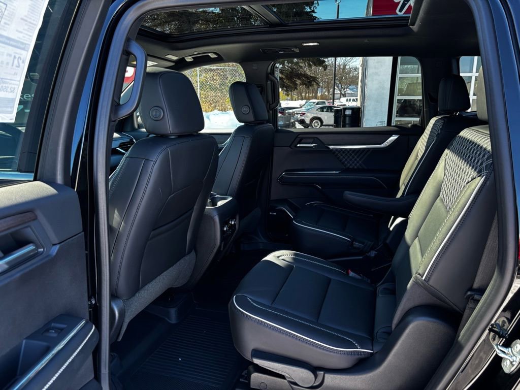 New 2026 GMC Acadia Denali w/ Super Cruise Package image 24