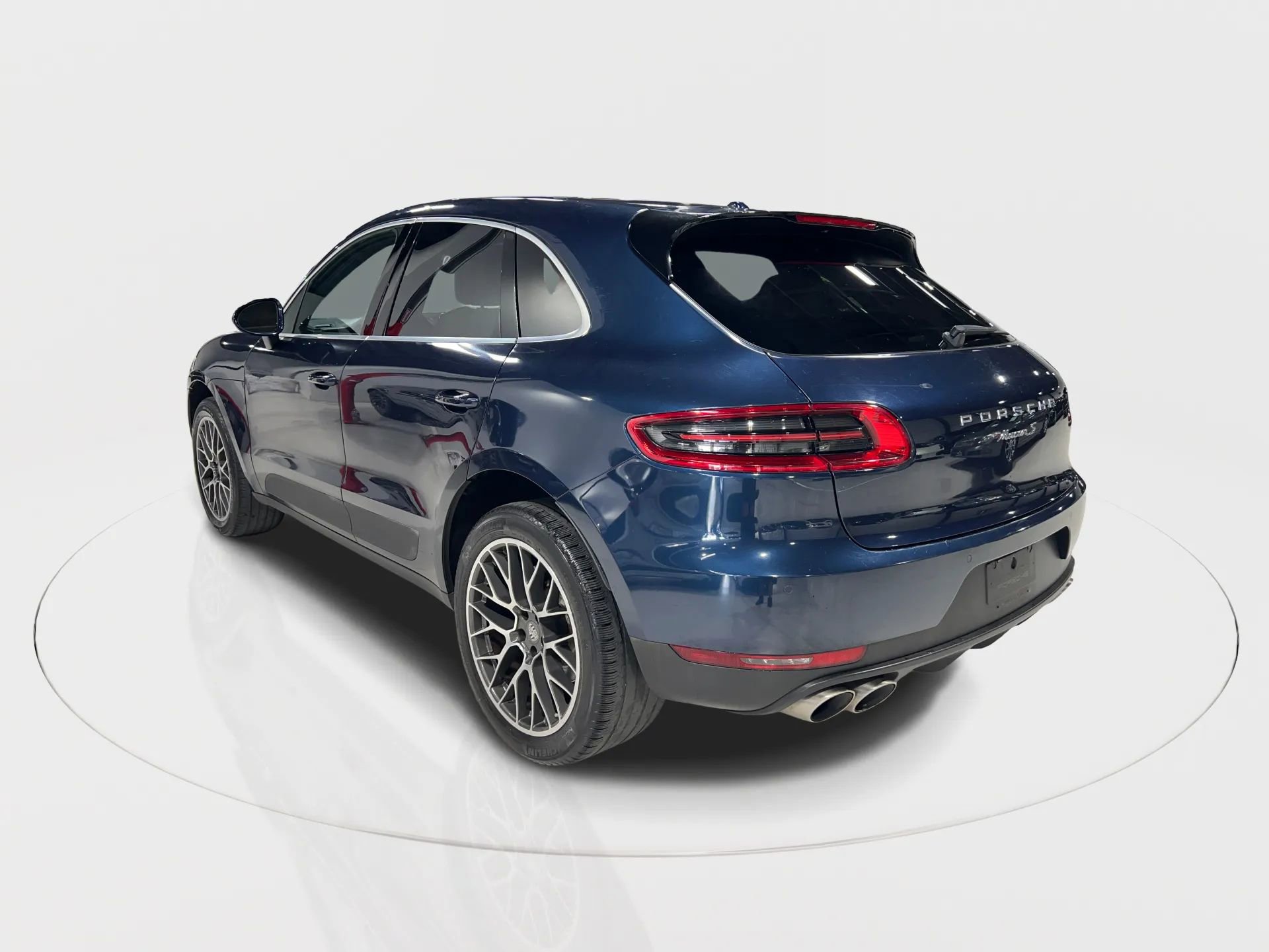 Used 2017 Porsche Macan S image 5