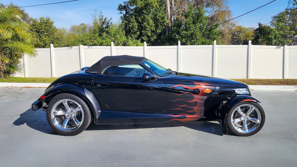 Used 2000 Plymouth Prowler image 17