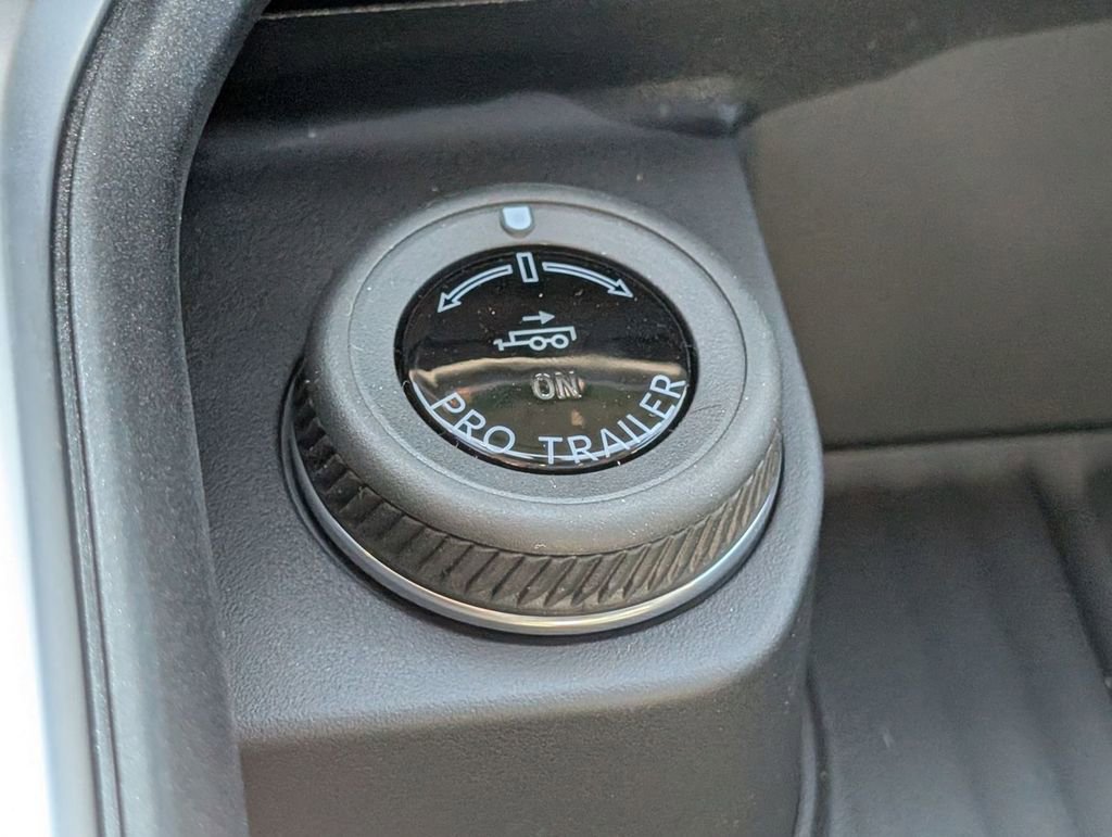 New 2026 Ford Expedition Platinum image 44