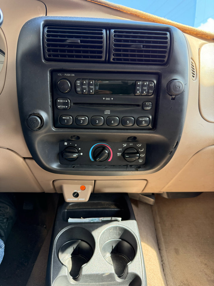 Used 2003 Ford Ranger XLT image 13