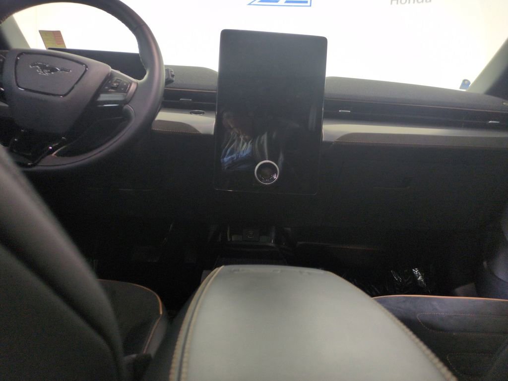 Used 2023 Ford Mustang Mach-E GT image 19