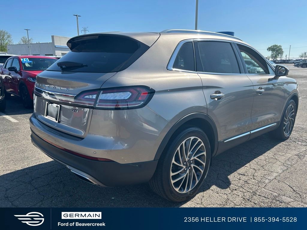 Used 2020 Lincoln Nautilus Reserve w/ Equipment Group 201A image 8