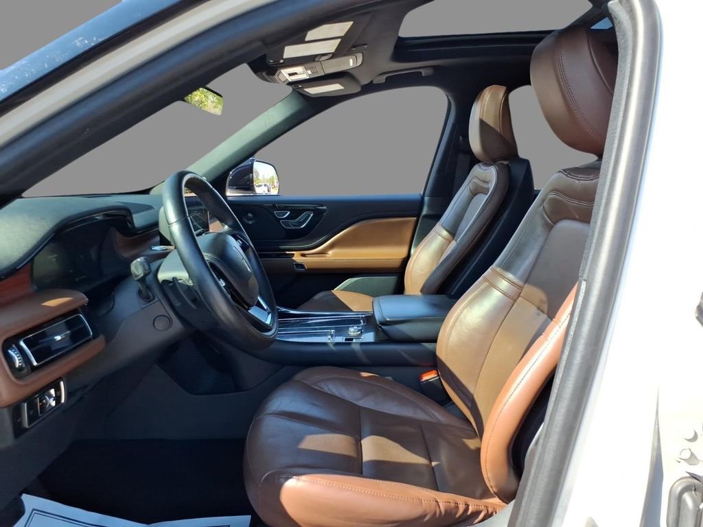 Certified 2023 Lincoln Aviator Reserve w/ Elements Package Plus image 20