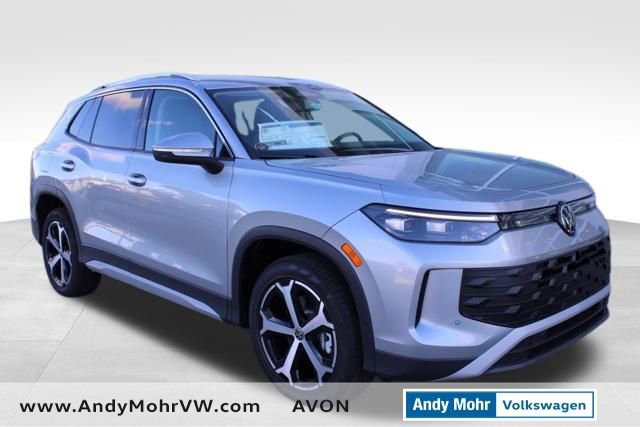 New 2025 Volkswagen Tiguan SE