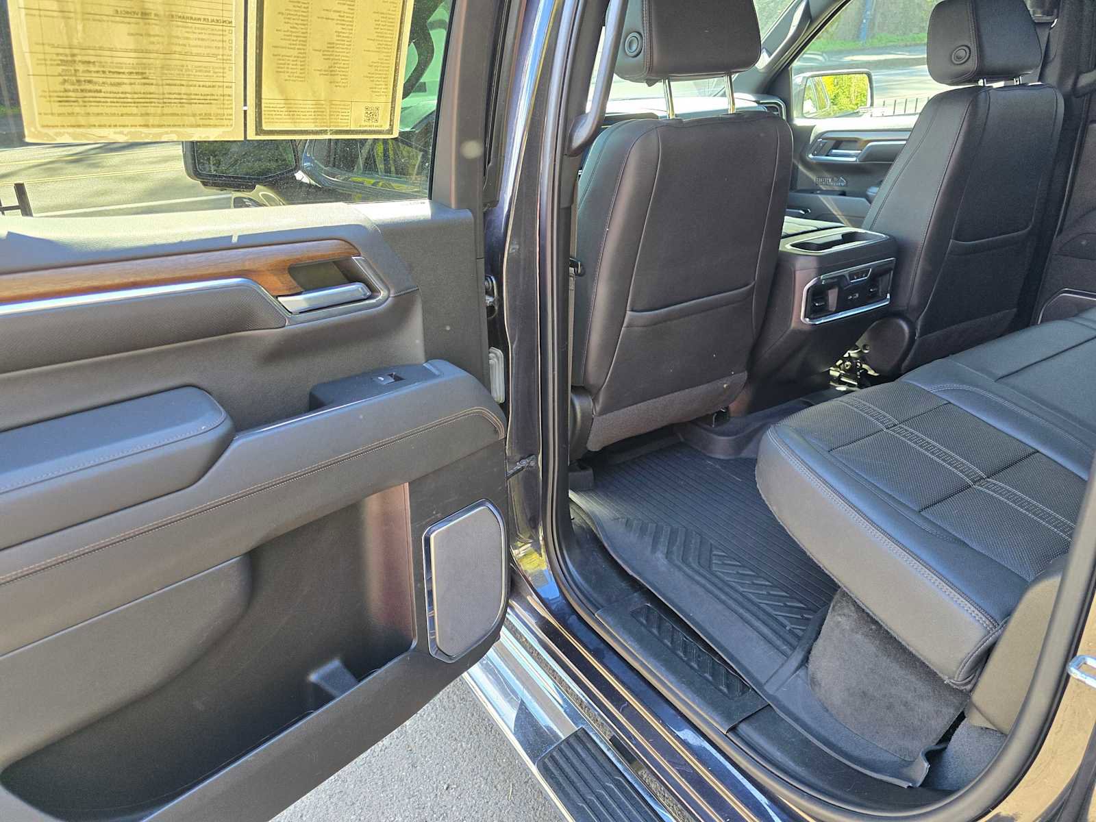 Used 2022 Chevrolet Silverado 1500 High Country w/ Max Trailering Package AWD/4WD image 15