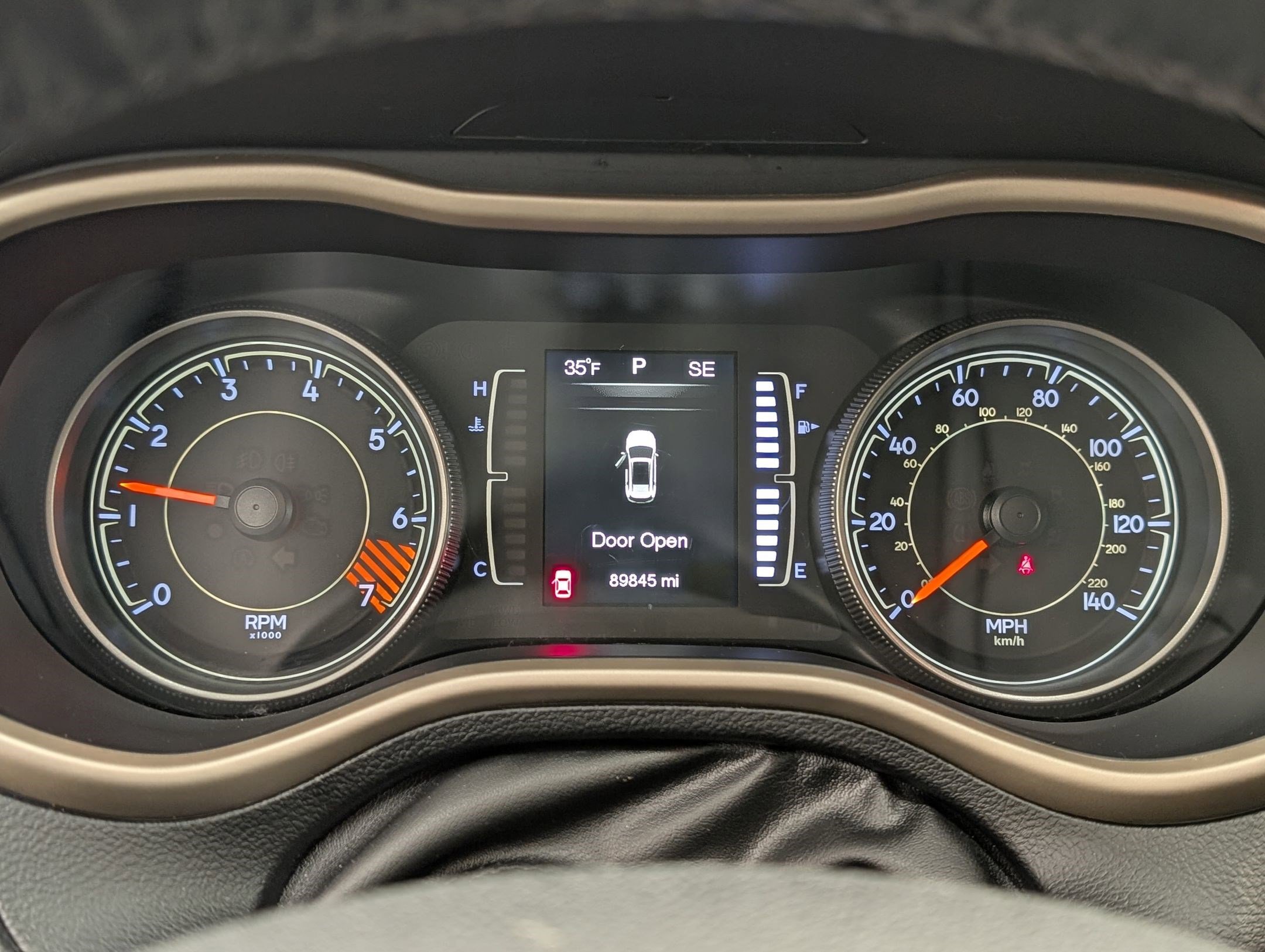 Used 2015 Jeep Cherokee Latitude w/ Cold Weather Group image 18